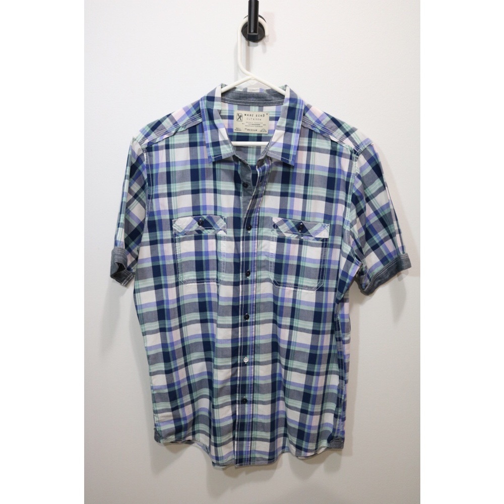 Marc Ecko l Short Sleeve Button Down l Plaid